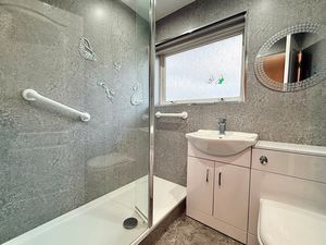 Photo 10- click for photo gallery